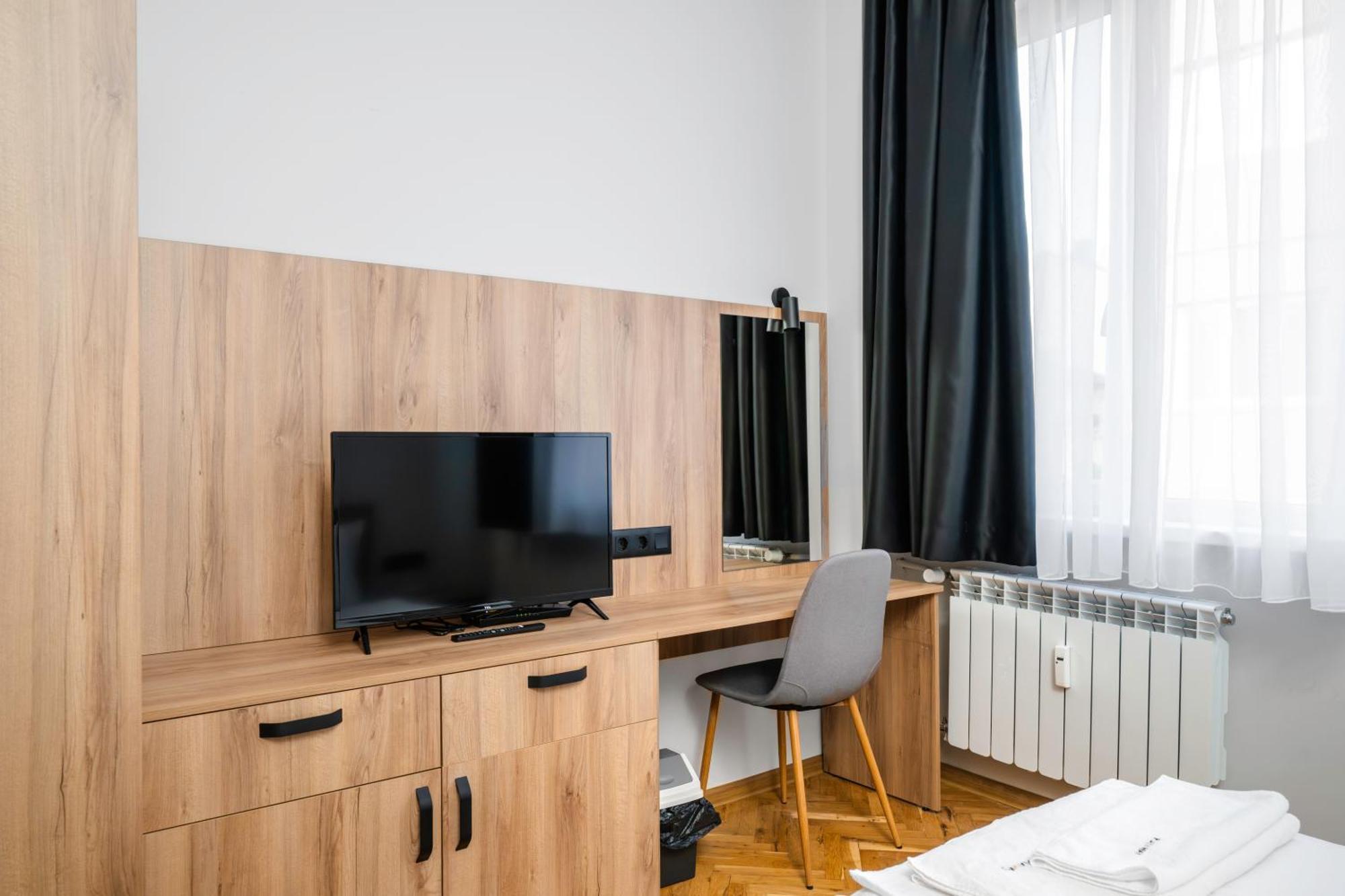 Cozy Flats Near Alexander Nevski Cathedral By Flat Mаnager Sofia Exterior photo